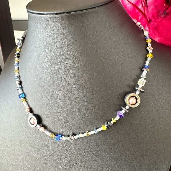 Artisan Beaded Colorful Necklace - Picture 4 of 8